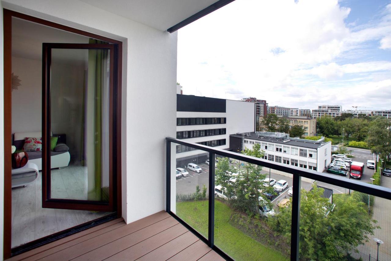 Cybernetyki 6B Serviced Accommodation Varsóvia Exterior foto